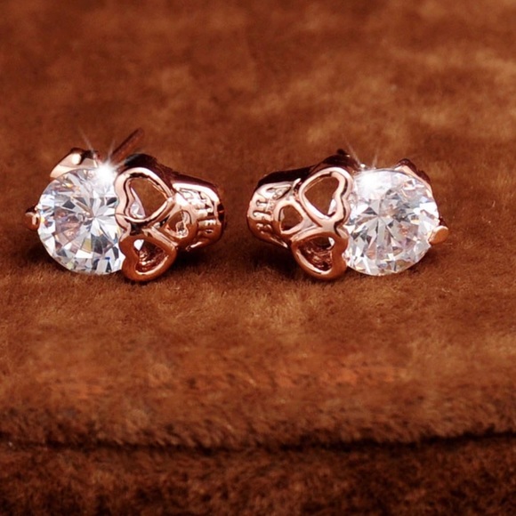 💛 skull 💀 earrings - Picture 2 of 3